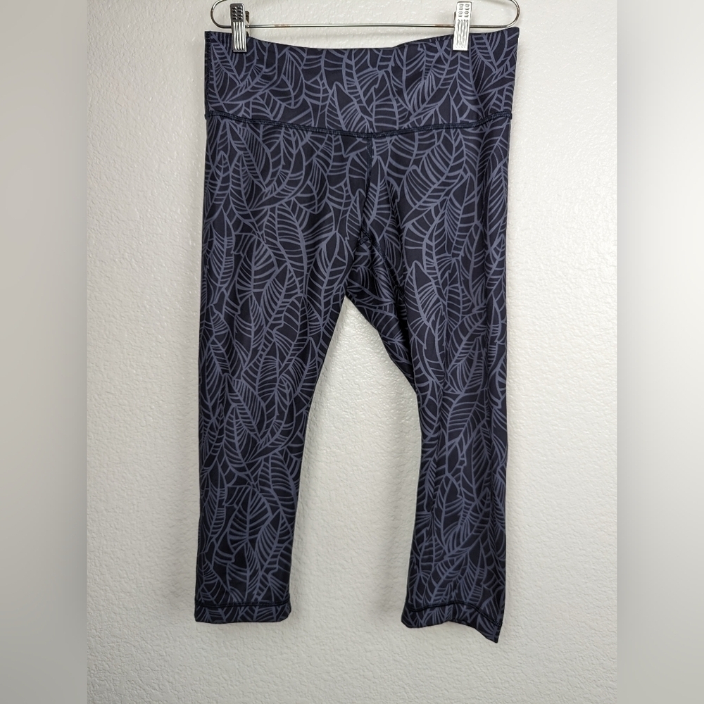 Lululemon banana leaf Wunder Under crop